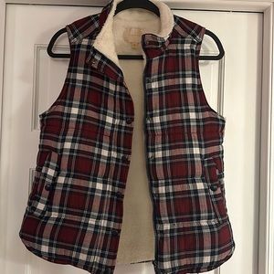 Skies are Blue Size M Fleece Lined Plaid Button and Zip Vest